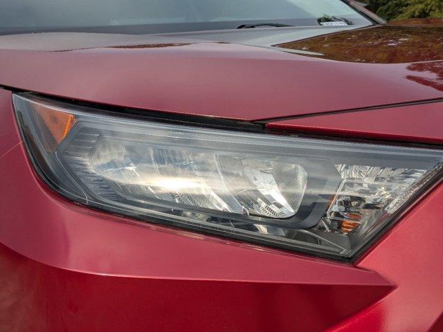 2019 Toyota RAV4 Vehicle Photo in BRUNSWICK, GA 31525-1881