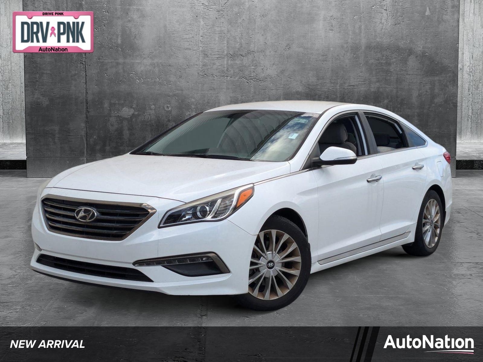 2015 Hyundai SONATA Vehicle Photo in St. Petersburg, FL 33713