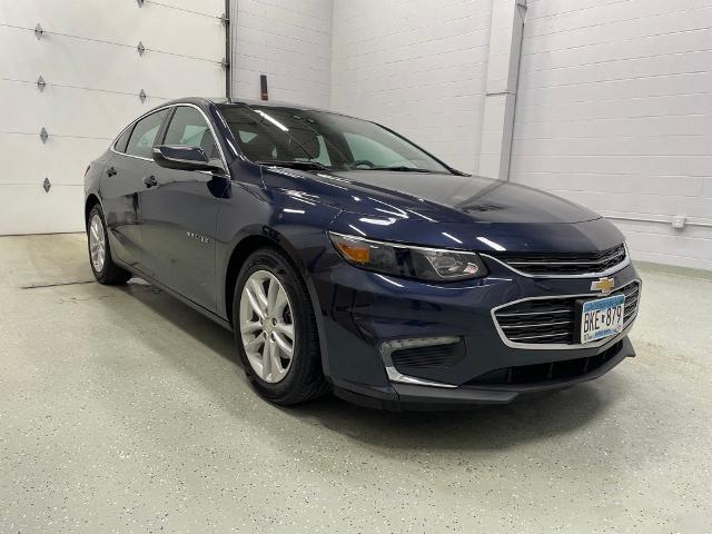 Used 2018 Chevrolet Malibu 1LT with VIN 1G1ZD5ST7JF185364 for sale in Rogers, Minnesota