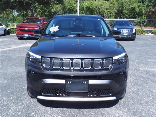 Used 2022 Jeep Compass Limited with VIN 3C4NJDCB7NT105331 for sale in Decatur, TX