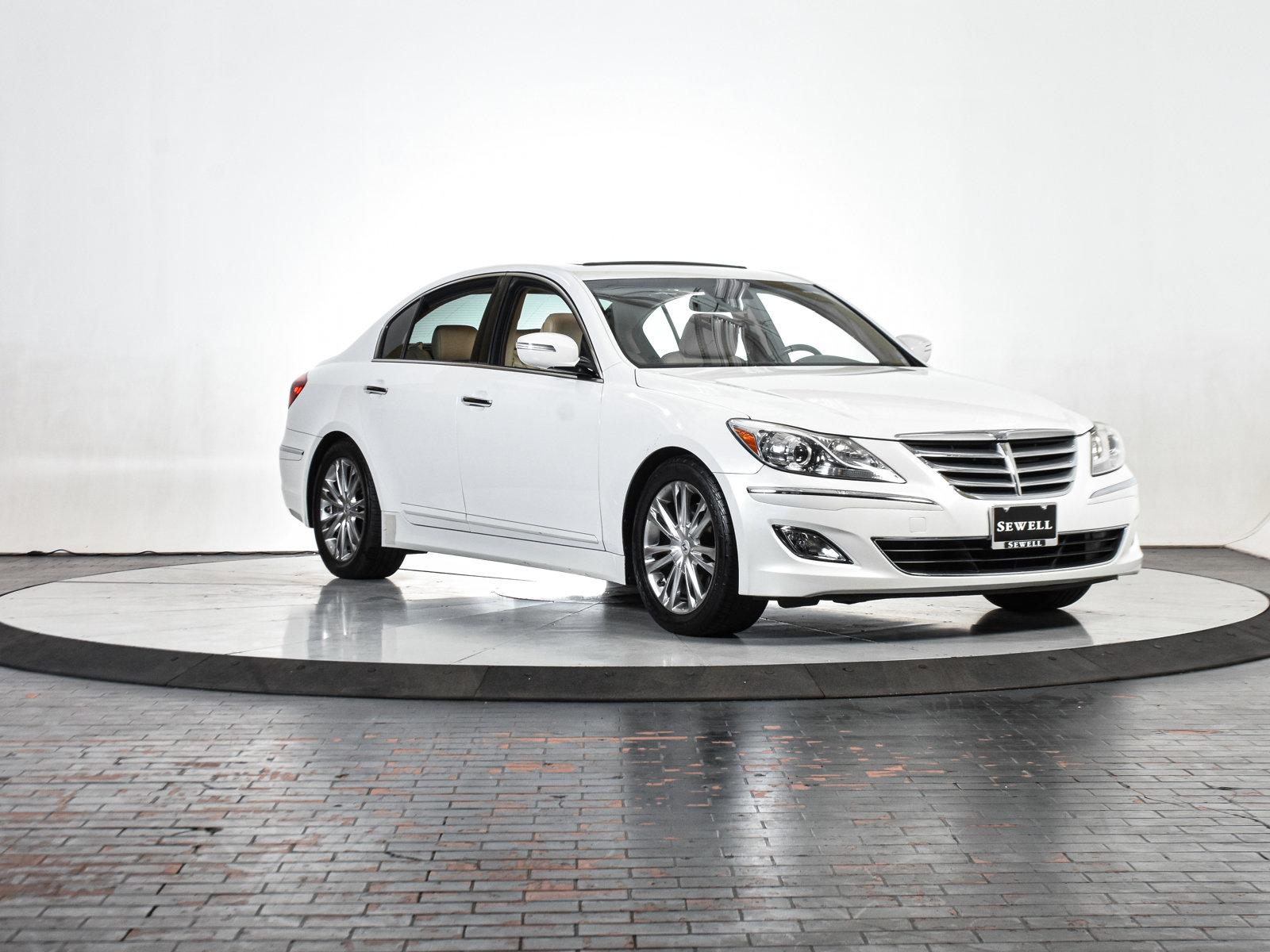 2013 Hyundai GENESIS Vehicle Photo in DALLAS, TX 75235