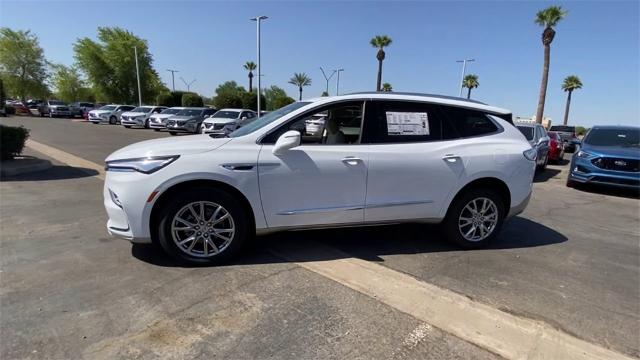 2024 Buick Enclave Vehicle Photo in GOODYEAR, AZ 85338-1310