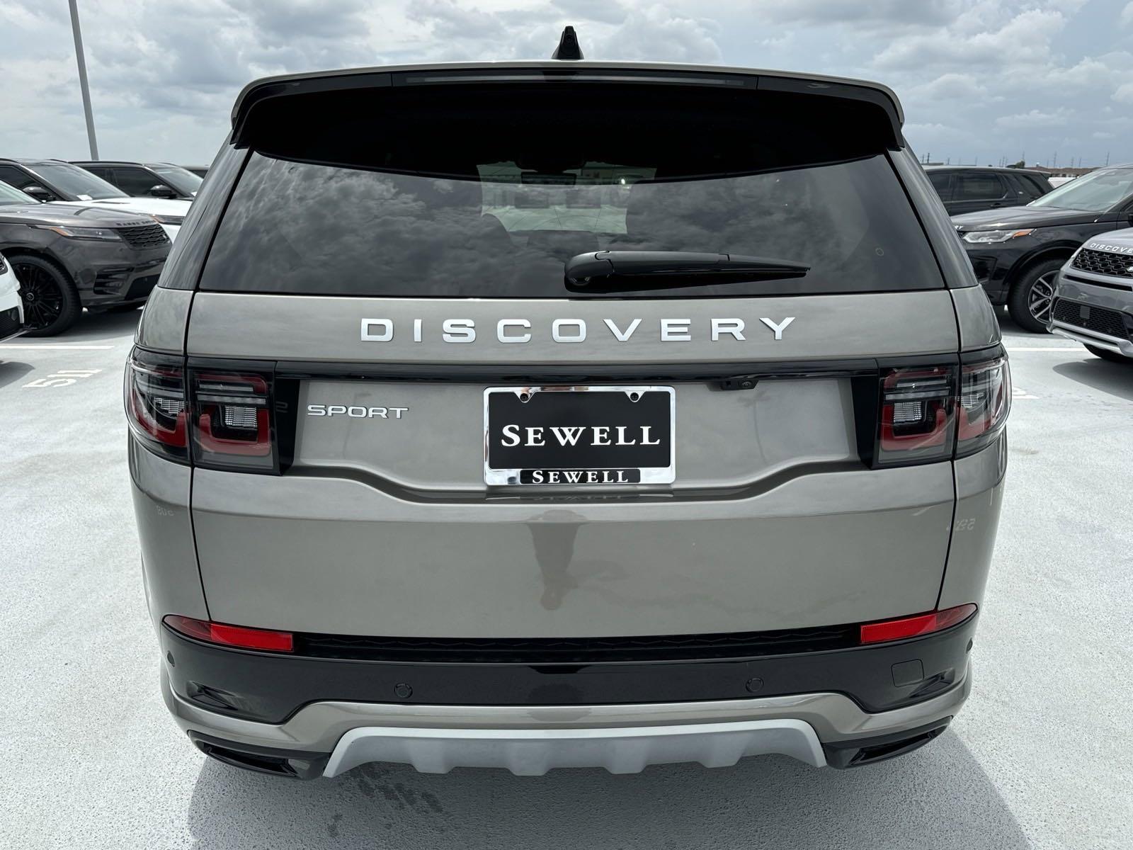 2024 Discovery Sport Vehicle Photo in AUSTIN, TX 78717