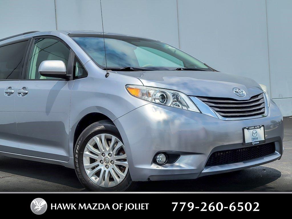 Used 2012 Toyota Sienna XLE with VIN 5TDYK3DC4CS275052 for sale in Joliet, IL