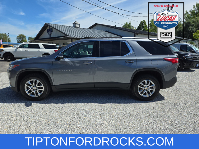 Used 2018 Chevrolet Traverse 1LT with VIN 1GNEVGKW7JJ268824 for sale in Tipton, IN