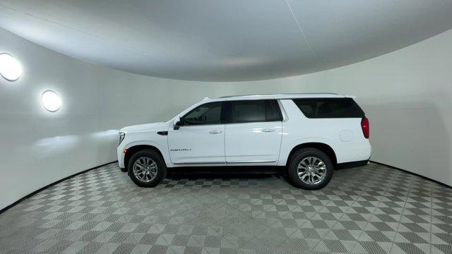 2024 GMC Yukon XL Vehicle Photo in GILBERT, AZ 85297-0402