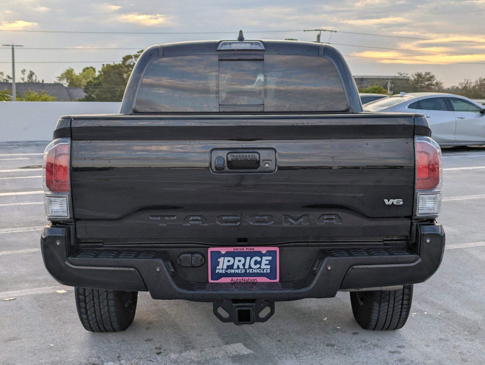 2021 Toyota Tacoma 4WD Vehicle Photo in Ft. Myers, FL 33907