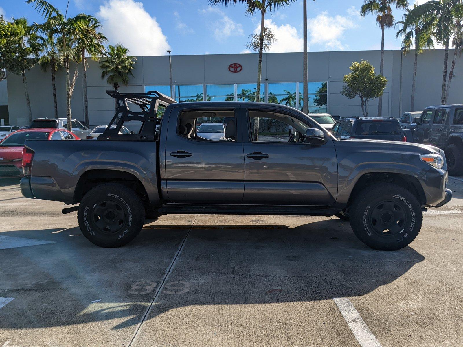 2019 Toyota Tacoma 2WD Vehicle Photo in Davie, FL 33331