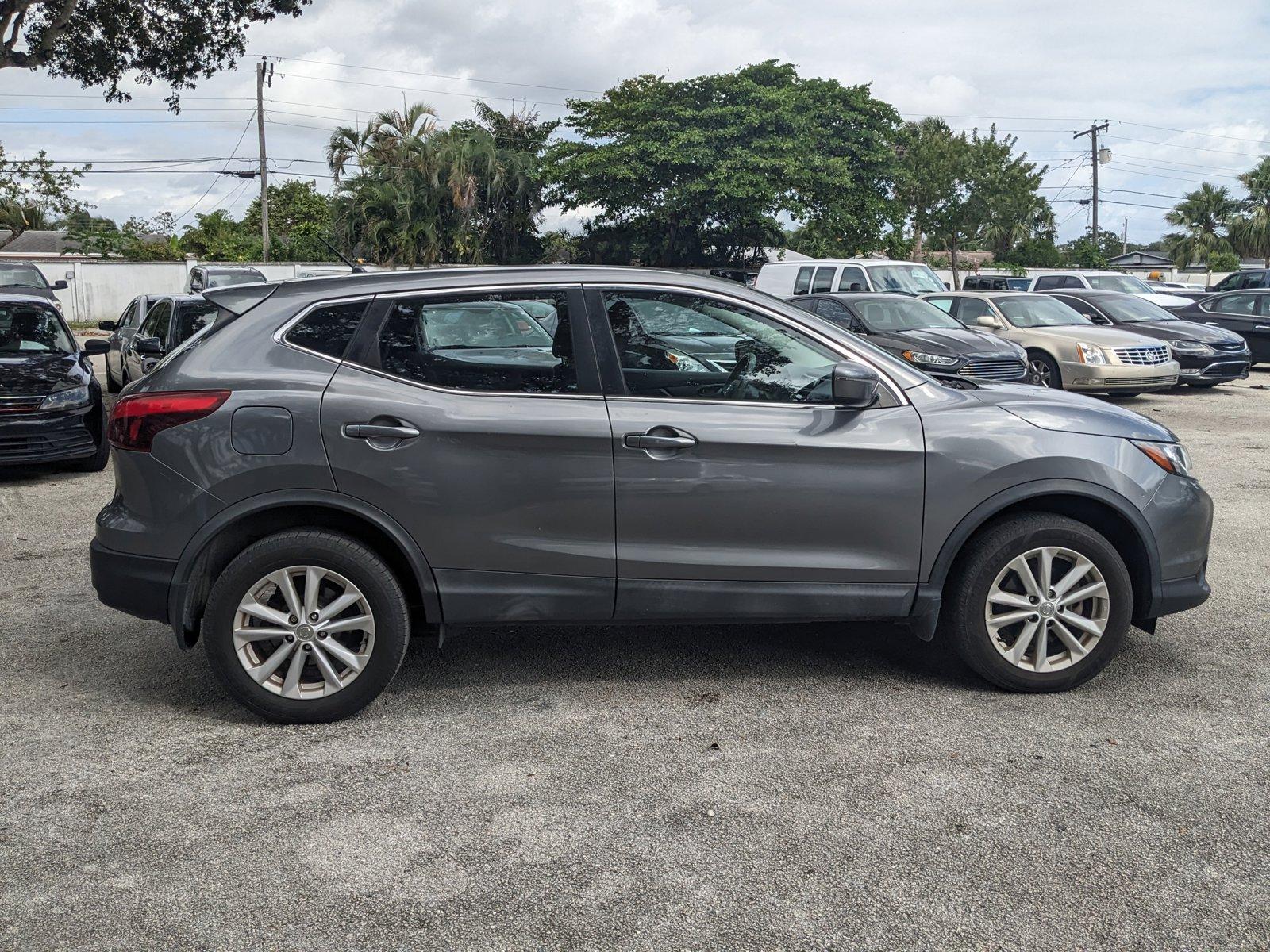 2017 Nissan Rogue Sport Vehicle Photo in GREENACRES, FL 33463-3207