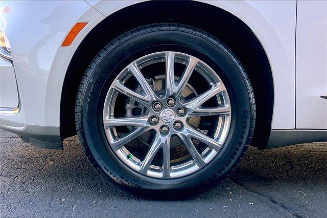 2022 Buick Enclave Vehicle Photo in TOPEKA, KS 66609-0000