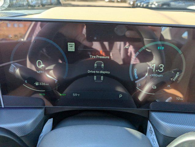 2025 Hyundai SONATA Hybrid Vehicle Photo in Greeley, CO 80634