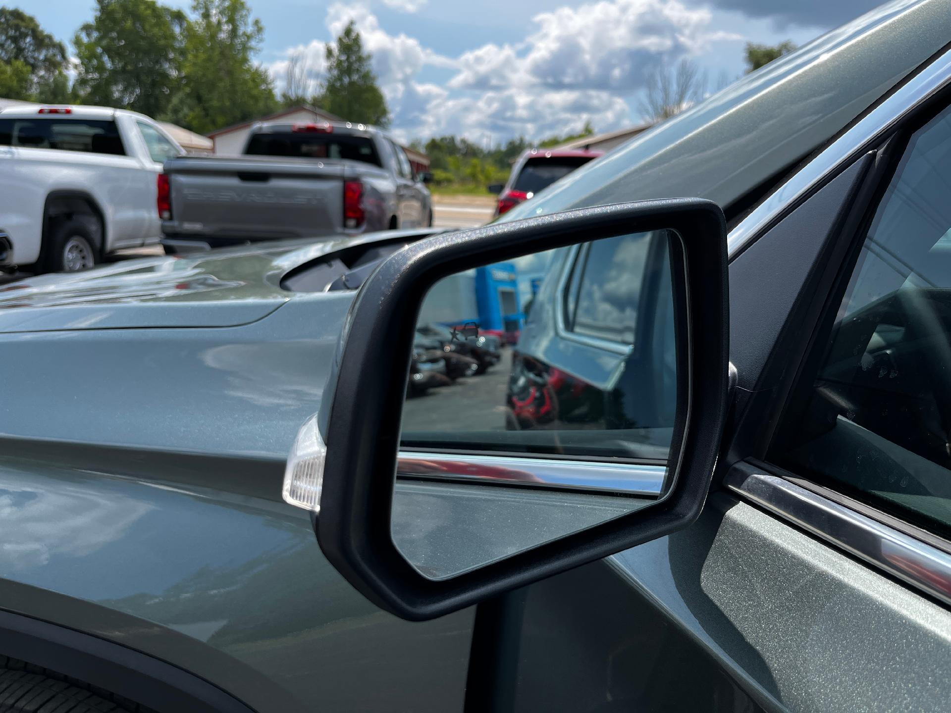 2023 Chevrolet Traverse Vehicle Photo in CLARE, MI 48617-9414