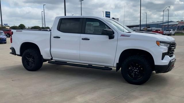 Used 2022 Chevrolet Silverado 1500 LT Trail Boss with VIN 3GCUDFED0NG583774 for sale in Durant, OK