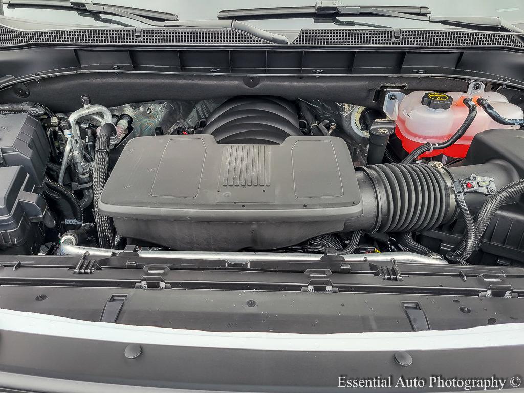 2024 Chevrolet Suburban Vehicle Photo in AURORA, IL 60503-9326