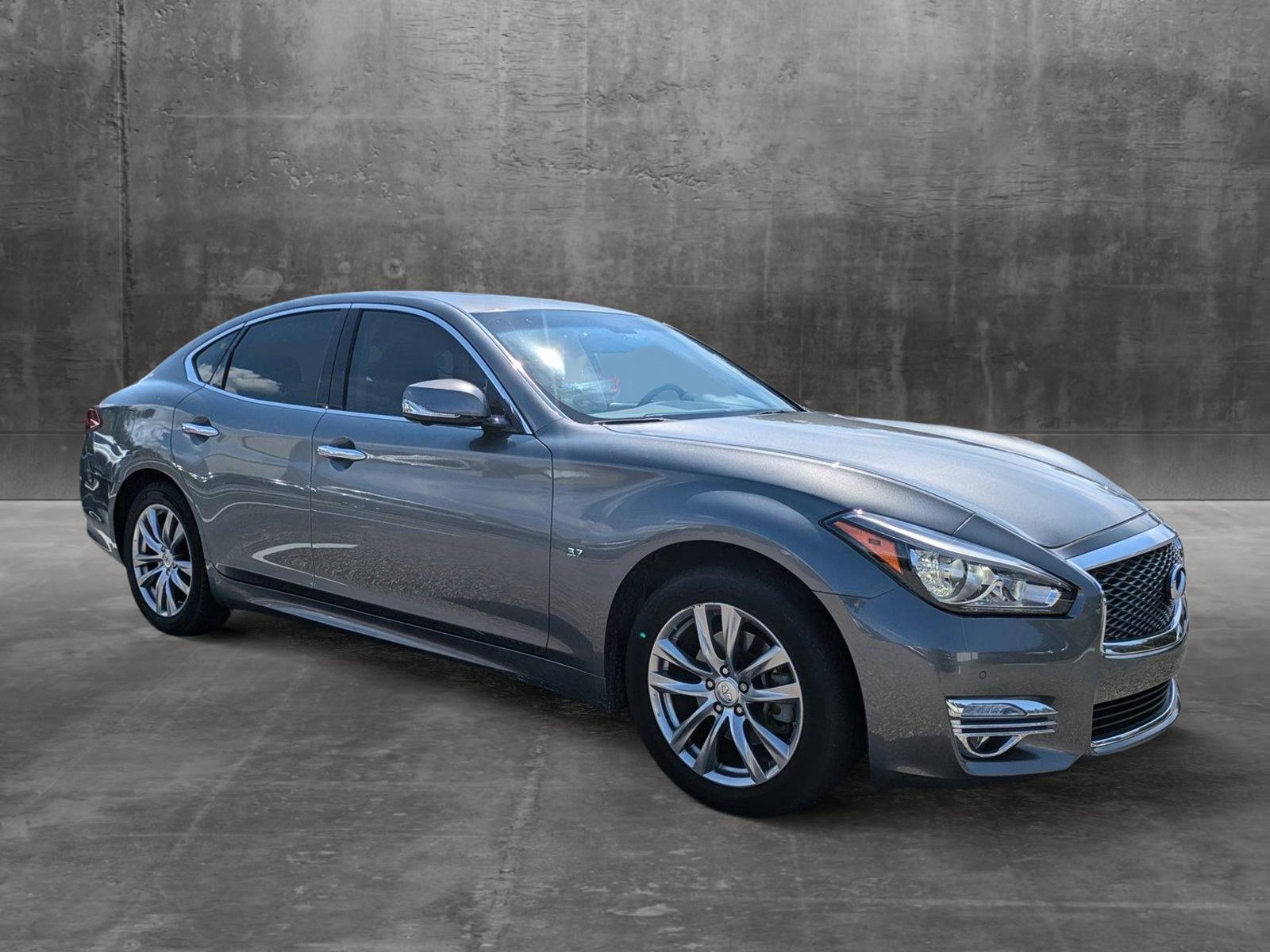 2015 INFINITI Q70 Vehicle Photo in Clearwater, FL 33761