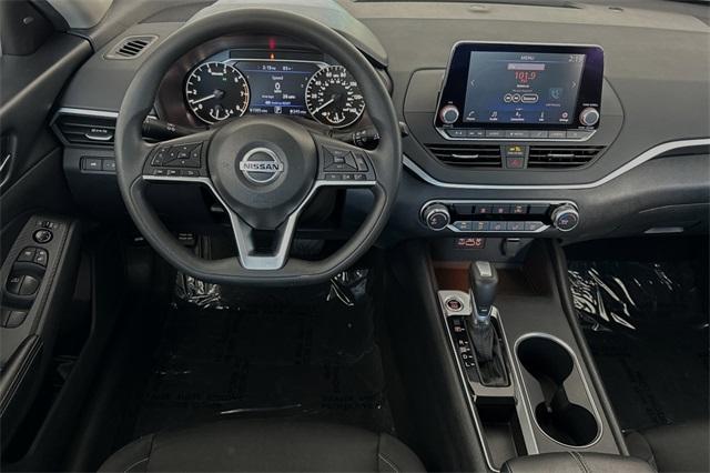 2022 Nissan Altima Vehicle Photo in ELK GROVE, CA 95757-8703