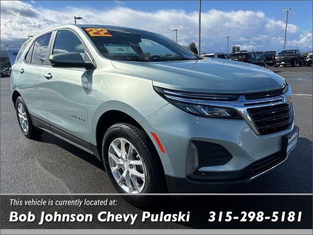 Used 2022 Chevrolet Equinox LT with VIN 2GNAXUEV5N6108583 for sale in Pulaski, NY