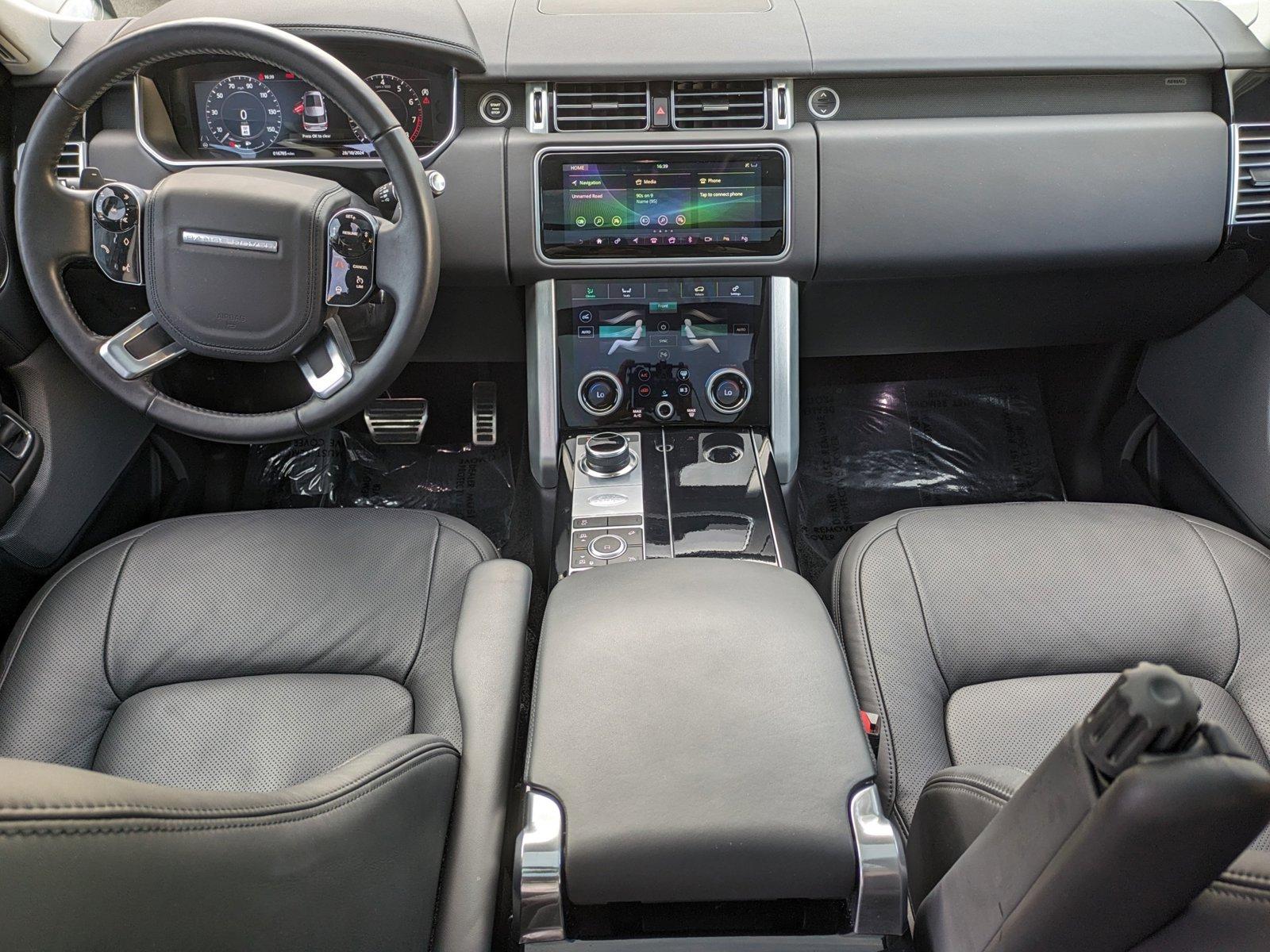 2021 Land Rover Range Rover Vehicle Photo in Bethesda, MD 20852