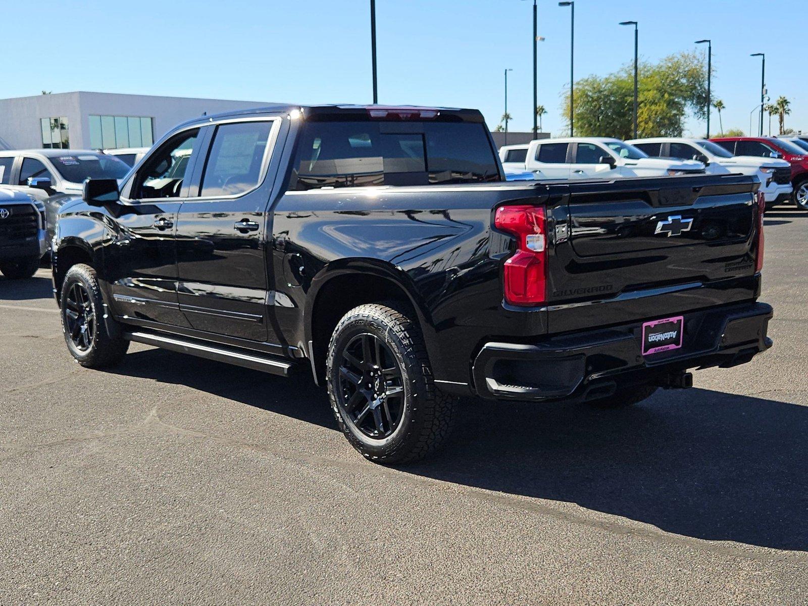 2025 Chevrolet Silverado 1500 Vehicle Photo in MESA, AZ 85206-4395