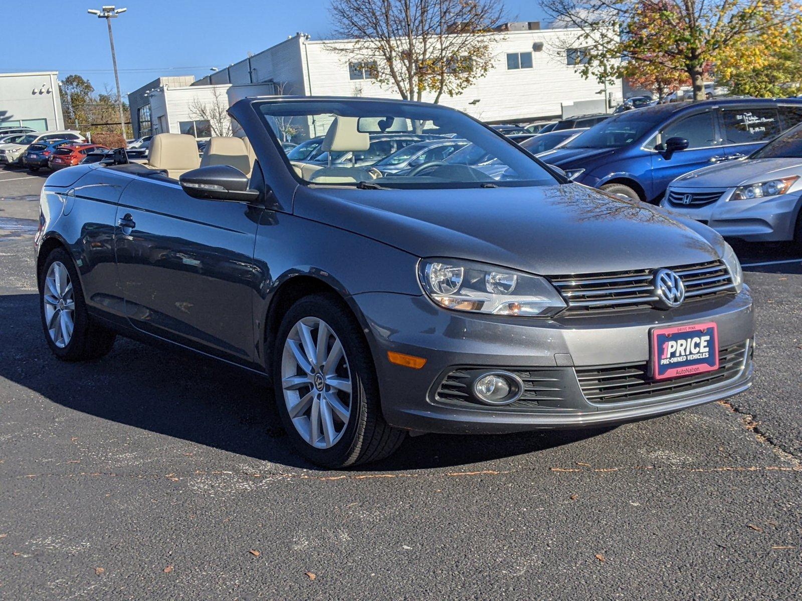 2013 Volkswagen Eos Vehicle Photo in Cockeysville, MD 21030