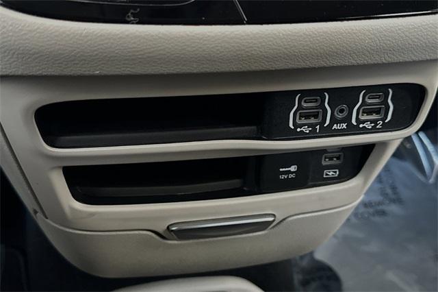 2022 Chrysler Pacifica Vehicle Photo in ELK GROVE, CA 95757-8703