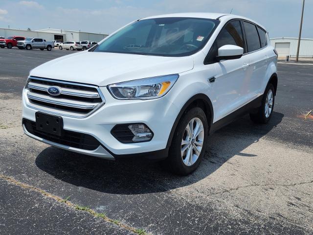 Used 2019 Ford Escape SE with VIN 1FMCU9G92KUB83578 for sale in Blanchard, OK