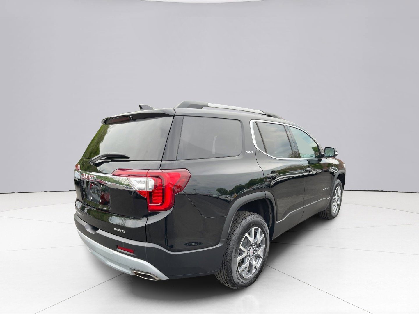 2023 GMC Acadia Vehicle Photo in LEOMINSTER, MA 01453-2952