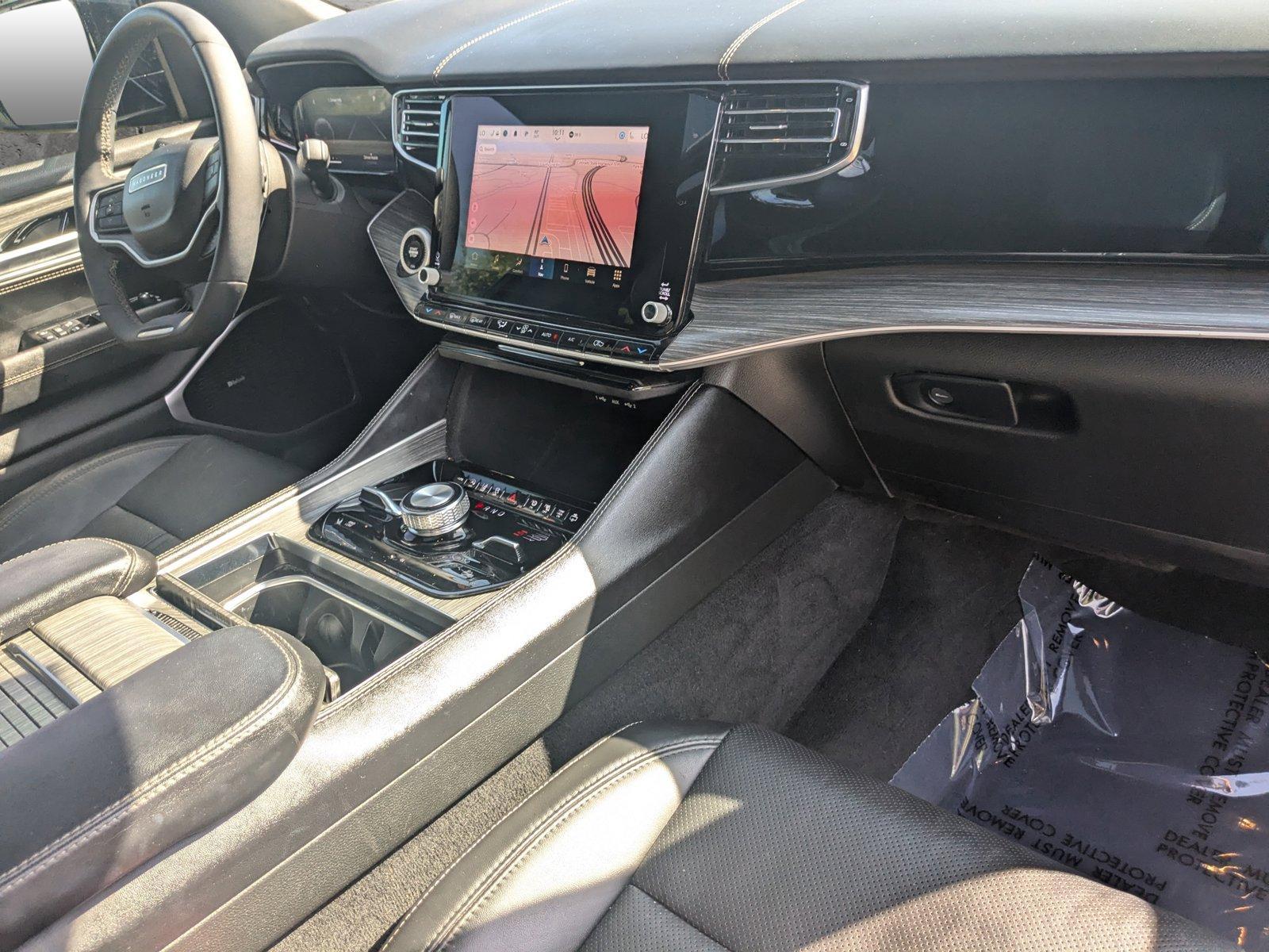 2023 Jeep Wagoneer Vehicle Photo in LONE TREE, CO 80124-2750