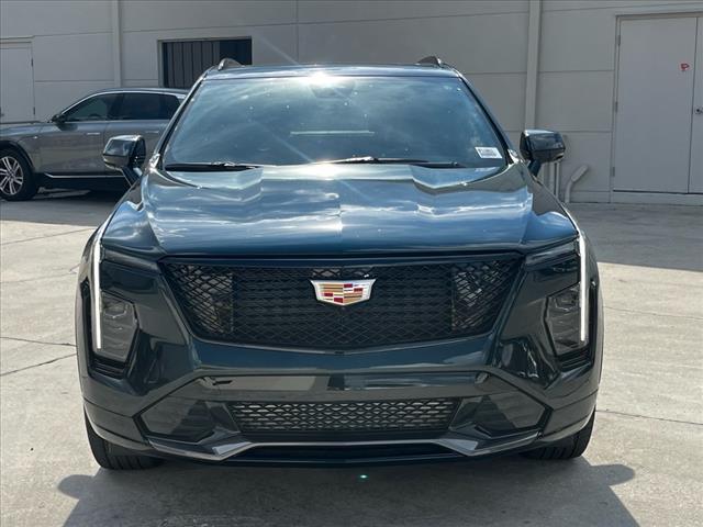 2025 Cadillac XT4 Vehicle Photo in TAMPA, FL 33612-3404