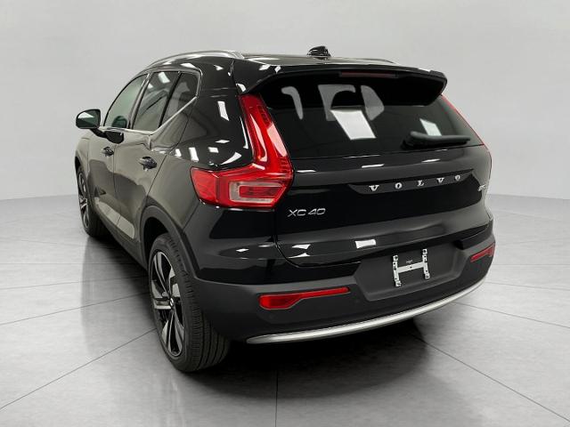 2025 Volvo XC40 Vehicle Photo in Appleton, WI 54913