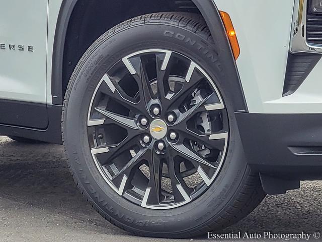 2024 Chevrolet Traverse Vehicle Photo in AURORA, IL 60503-9326