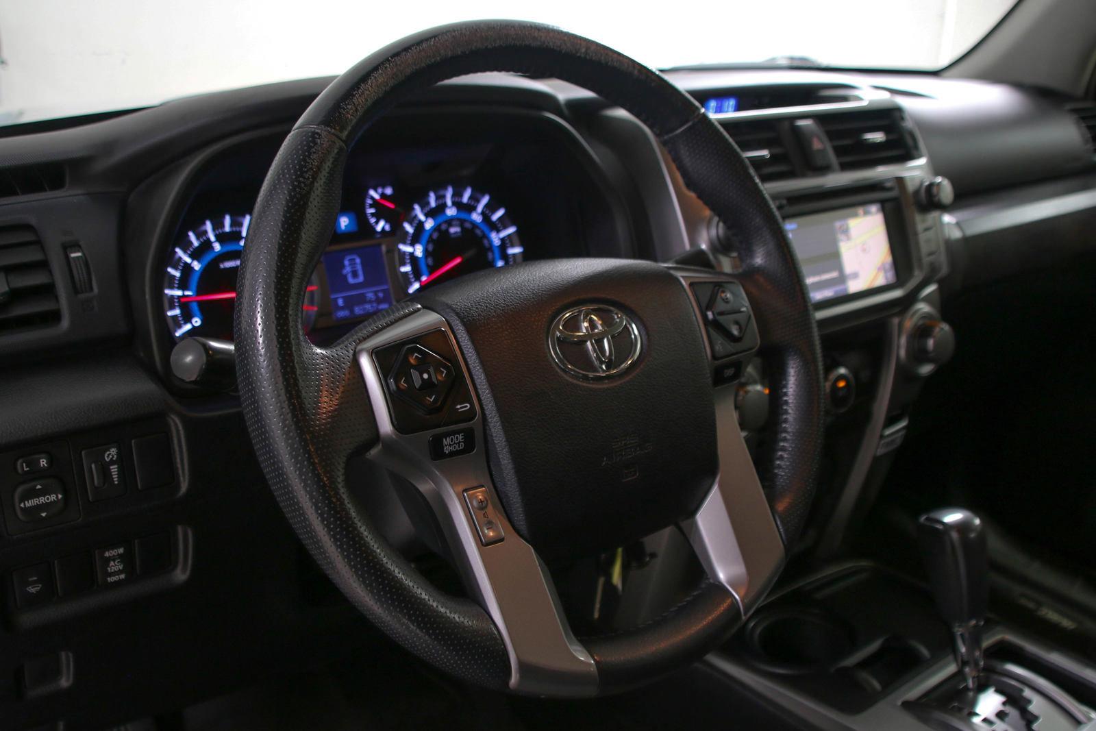 2016 Toyota 4Runner Vehicle Photo in SUGAR LAND, TX 77478