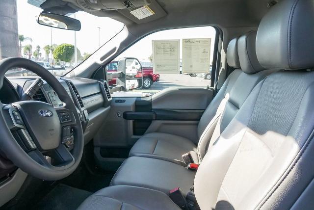 2020 Ford Super Duty F-450 DRW Vehicle Photo in VENTURA, CA 93003-8585