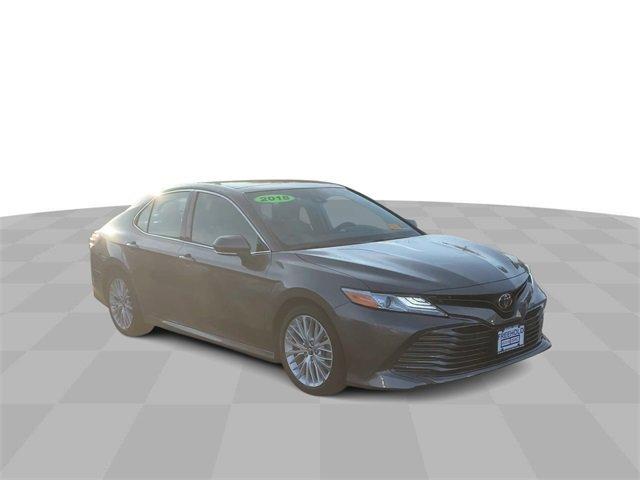 Used 2018 Toyota Camry XLE with VIN 4T1B11HK9JU014826 for sale in Freehold, NJ