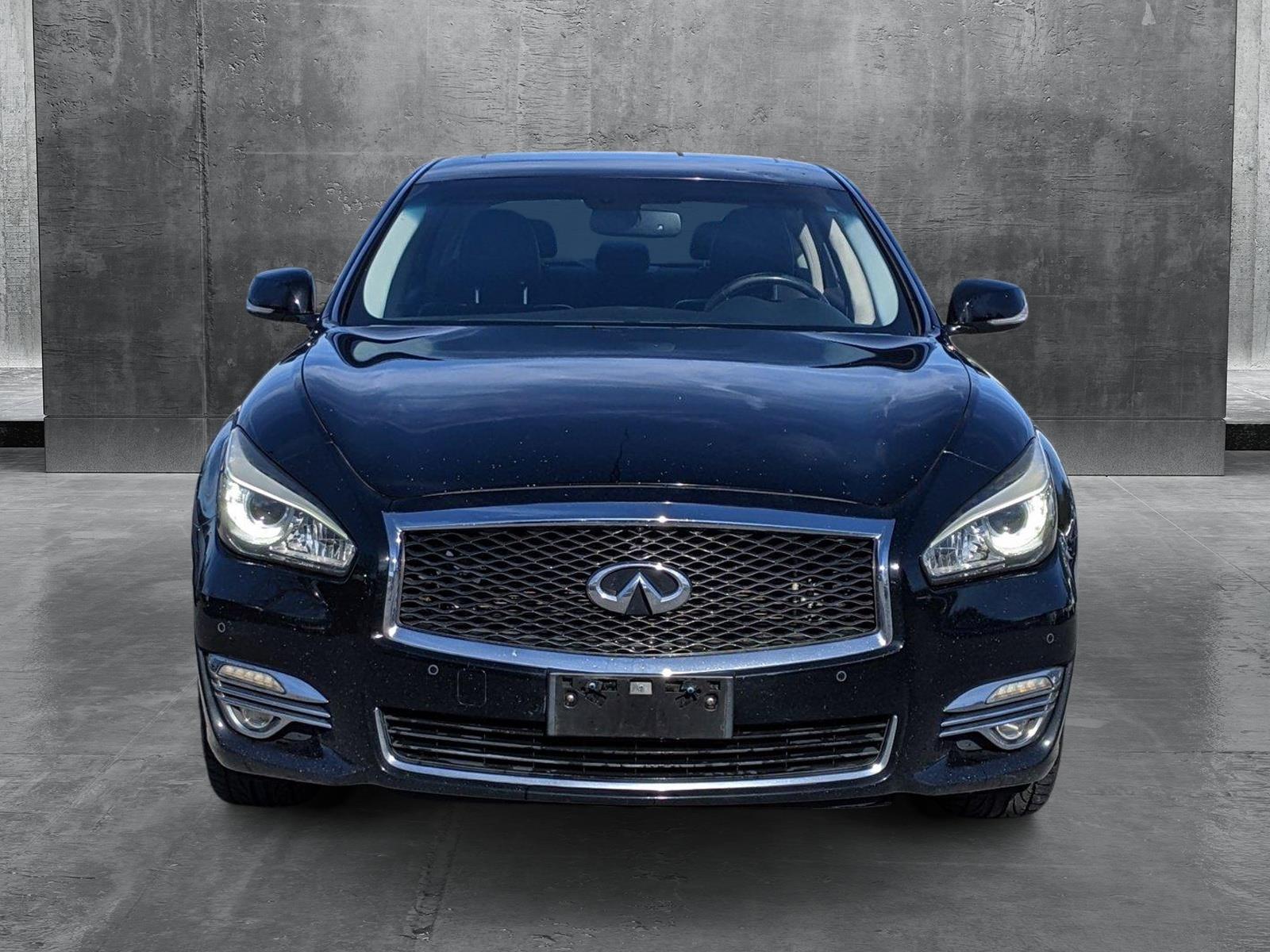 2015 INFINITI Q70L Vehicle Photo in Cockeysville, MD 21030