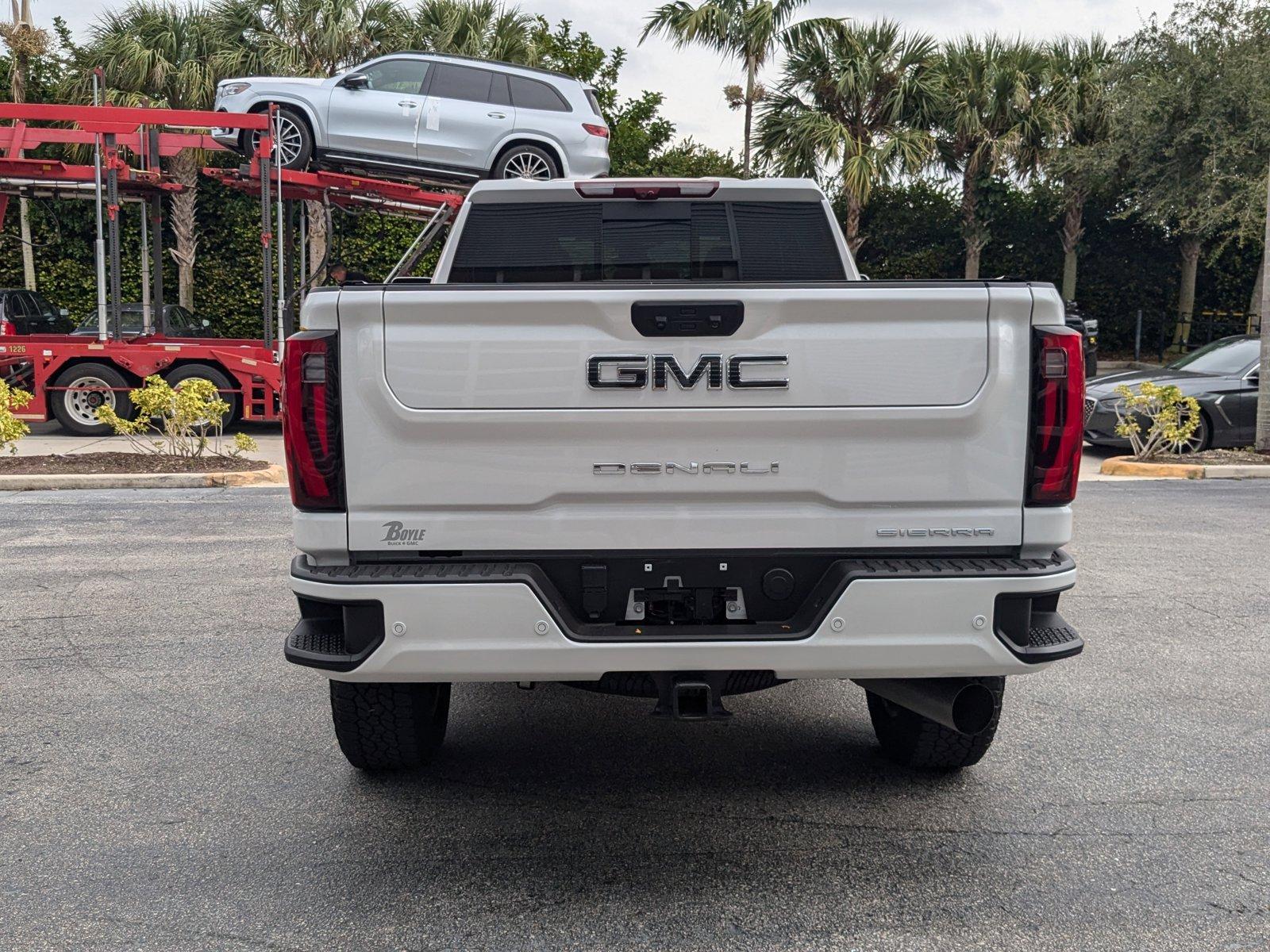 2024 GMC Sierra 2500 HD Vehicle Photo in Pompano Beach, FL 33064