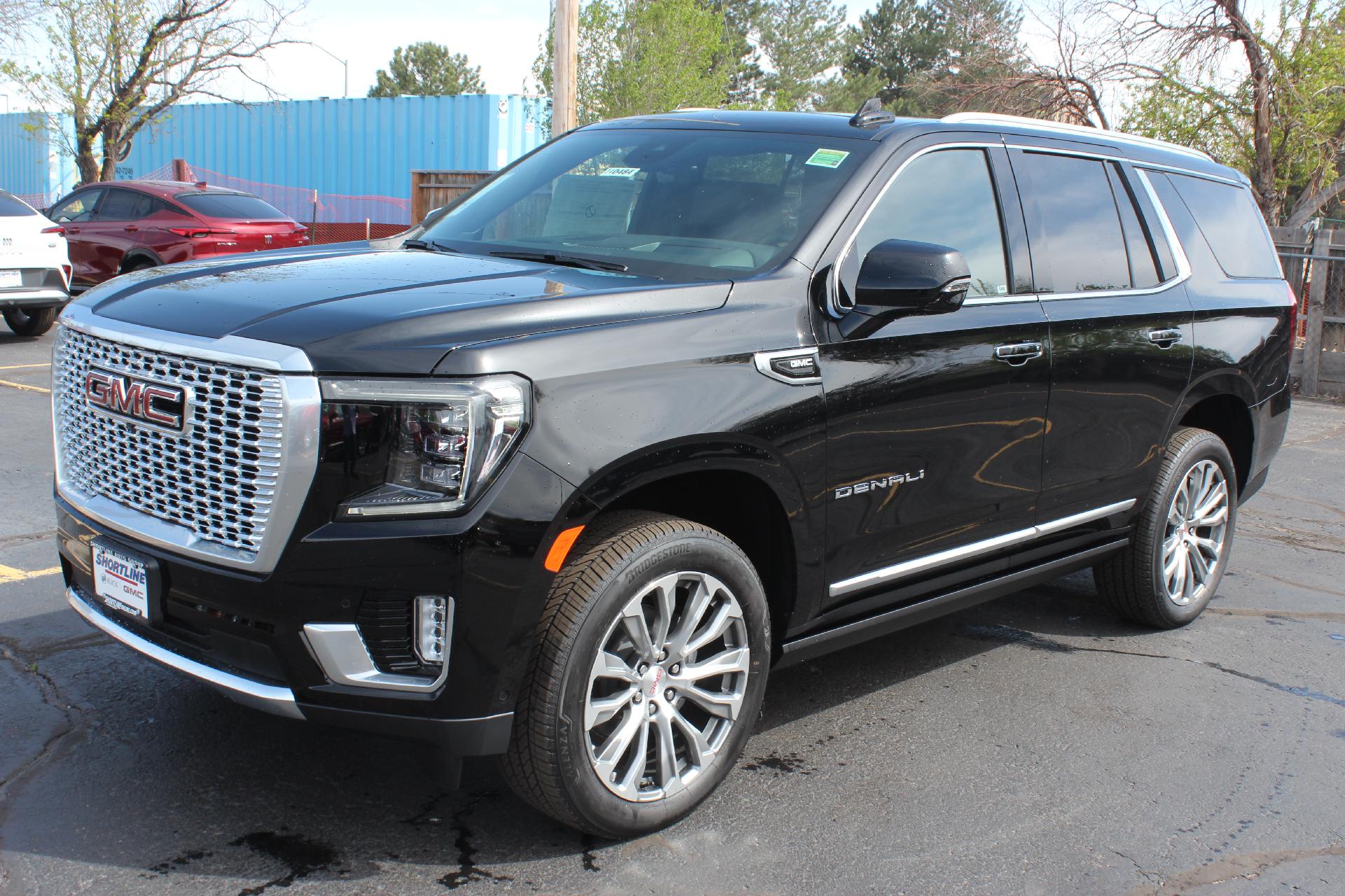 2024 GMC Yukon Vehicle Photo in AURORA, CO 80012-4011