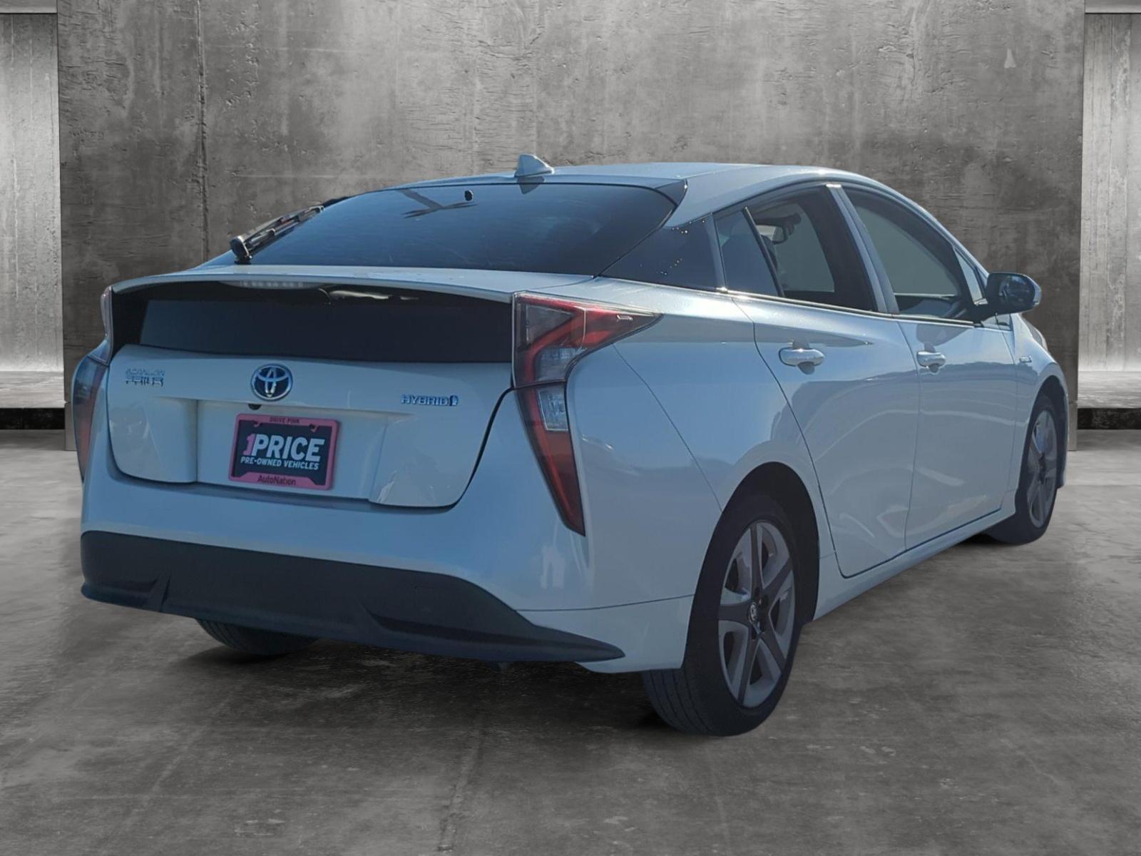 2016 Toyota Prius Vehicle Photo in Ft. Myers, FL 33907