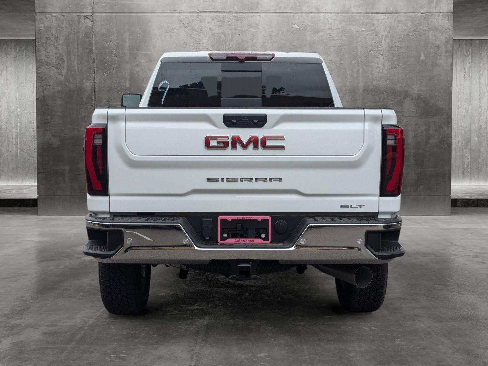 2024 GMC Sierra 2500 HD Vehicle Photo in LONE TREE, CO 80124-2750