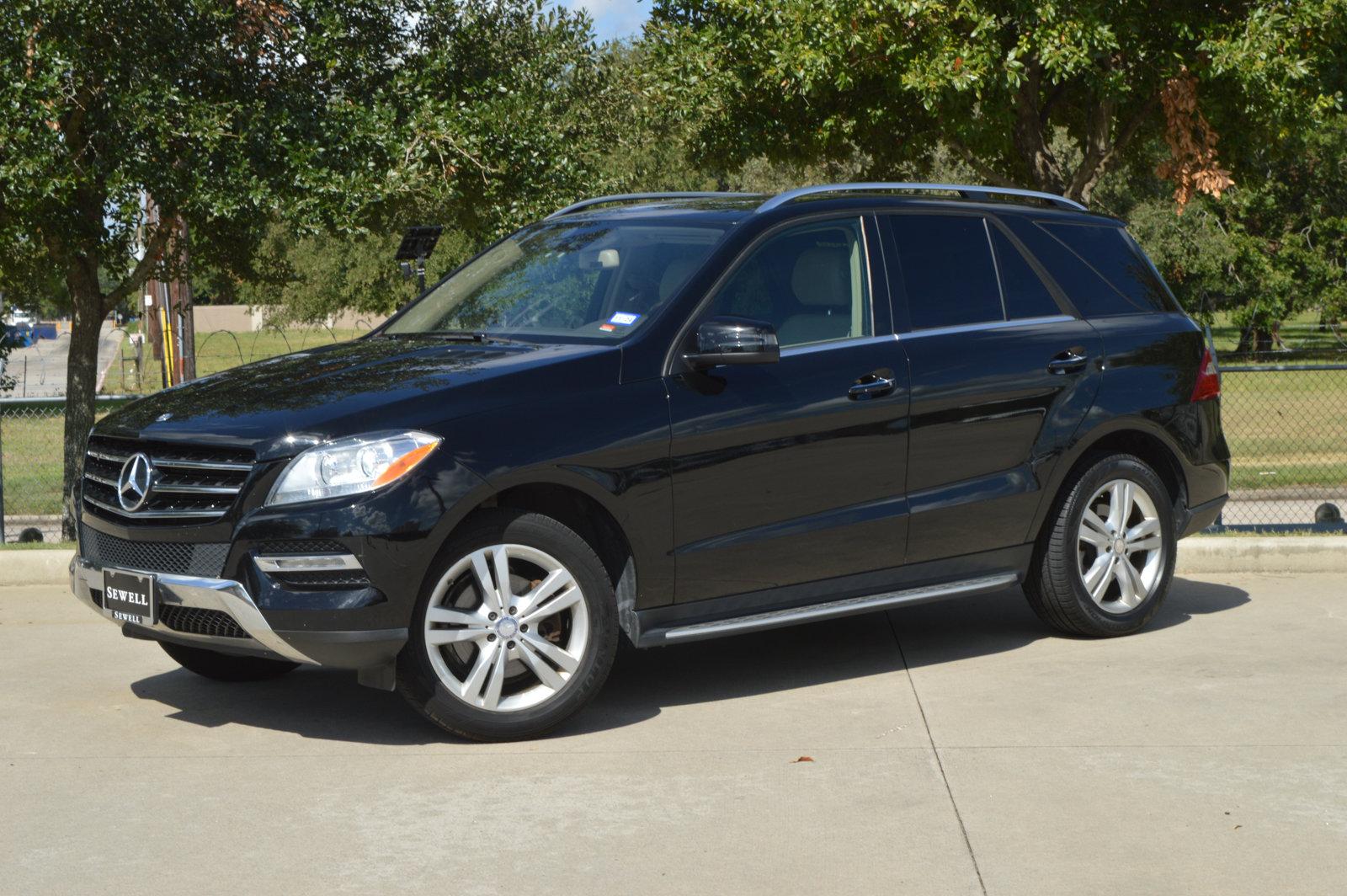 2013 Mercedes-Benz M-Class Vehicle Photo in Houston, TX 77090