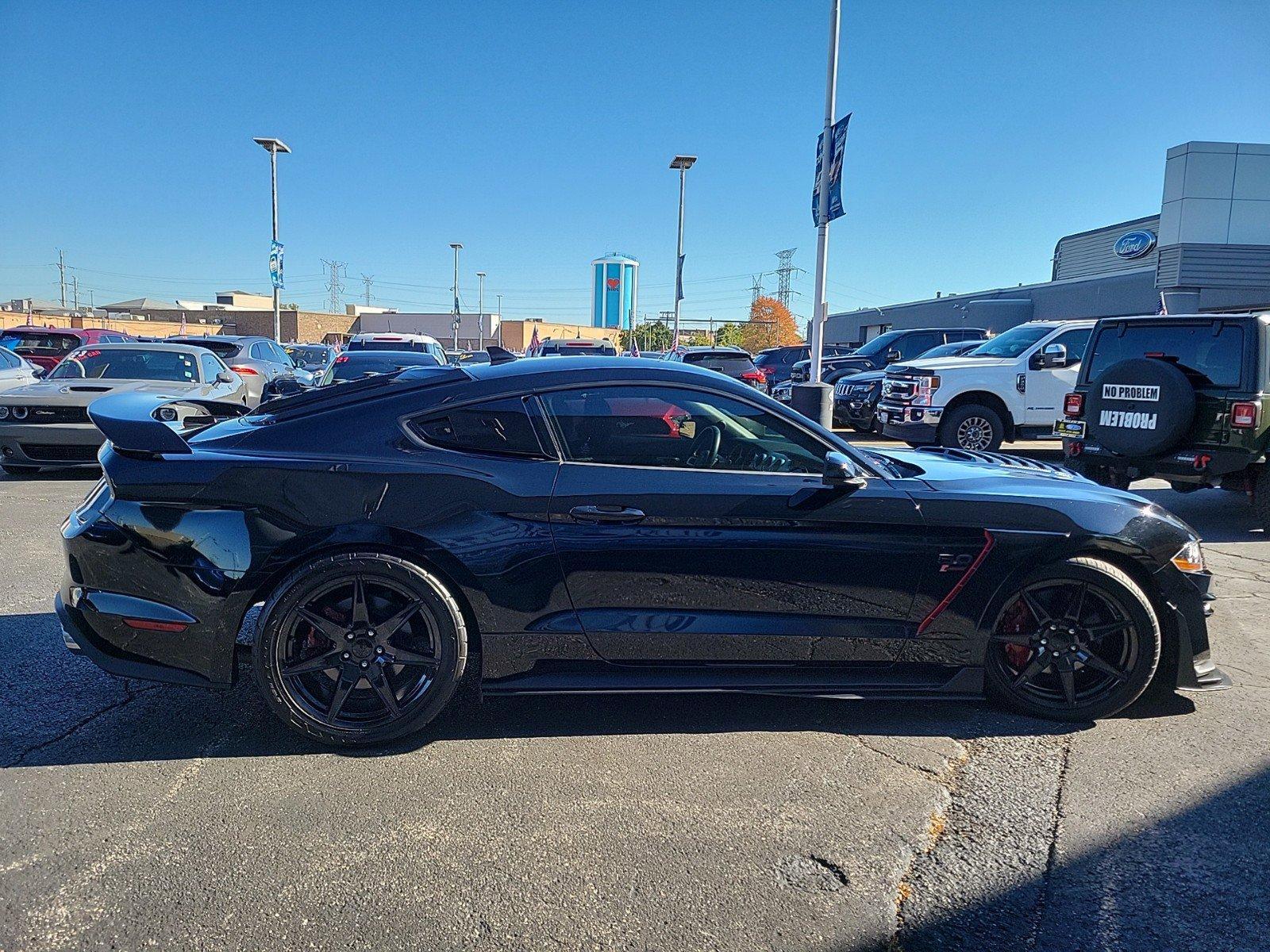 2020 Ford Mustang Vehicle Photo in Plainfield, IL 60586