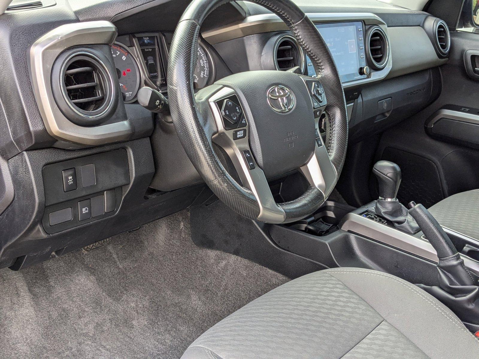 2022 Toyota Tacoma 2WD Vehicle Photo in Miami, FL 33015