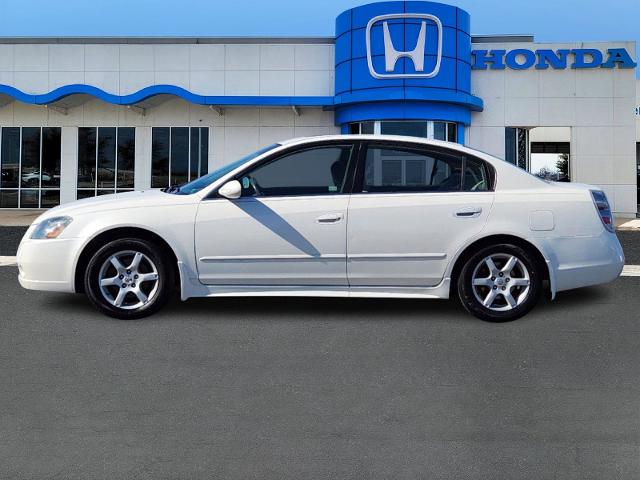 2005 Nissan Altima Vehicle Photo in LAWTON, OK 73505