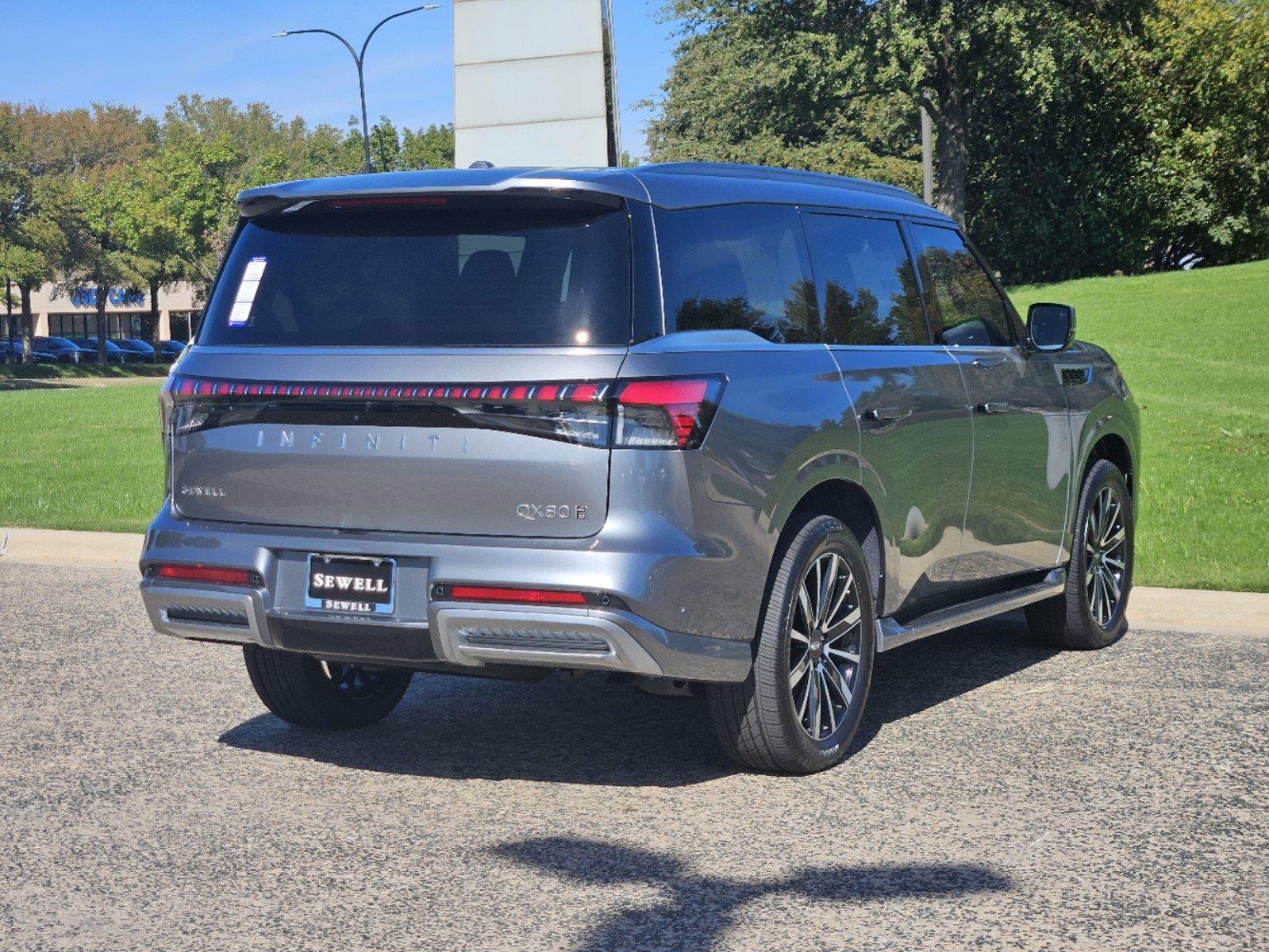 2025 INFINITI QX80 Vehicle Photo in Fort Worth, TX 76132