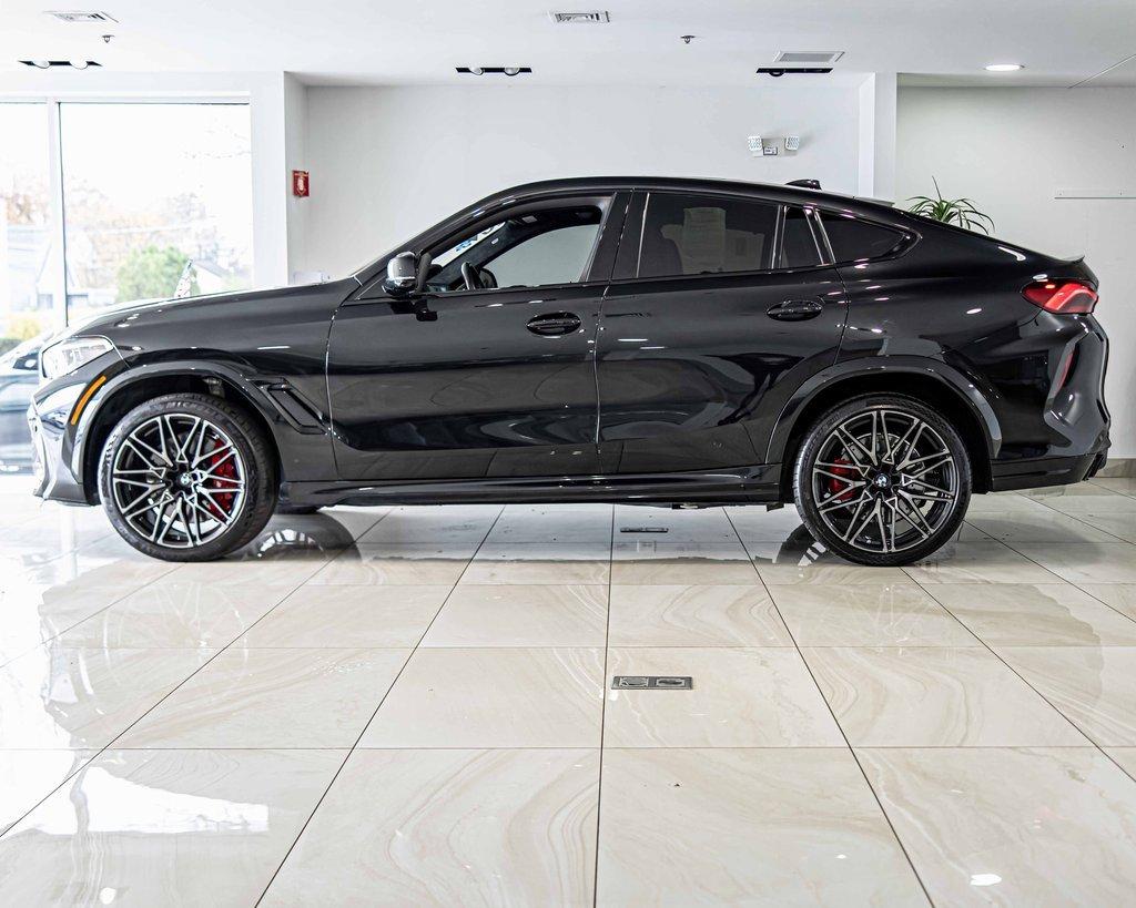 2022 BMW X6 M Vehicle Photo in Saint Charles, IL 60174