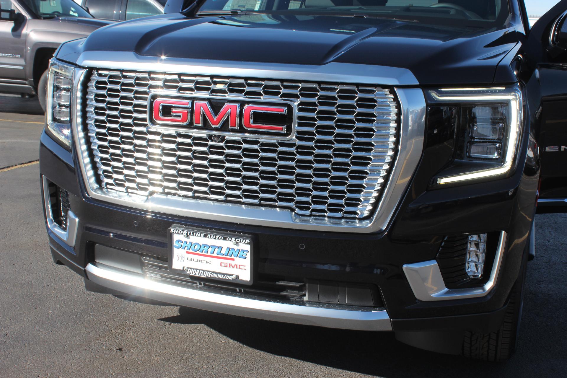 2024 GMC Yukon Vehicle Photo in AURORA, CO 80012-4011