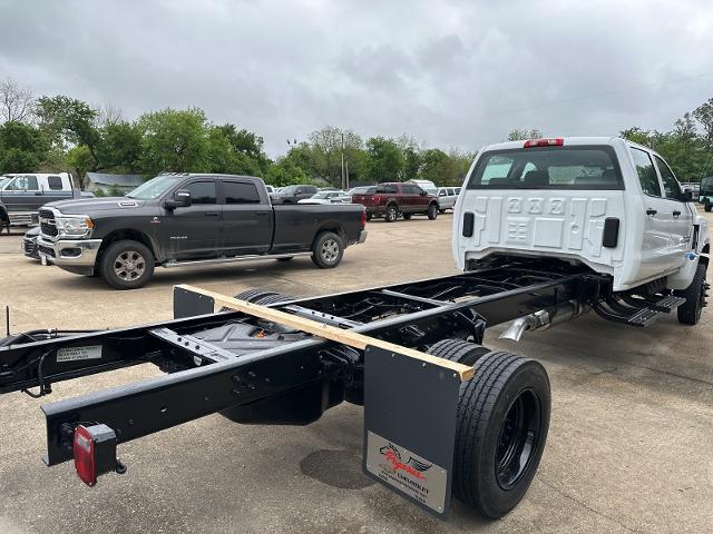 2024 Chevrolet Silverado Chassis Cab Vehicle Photo in ENNIS, TX 75119-5114