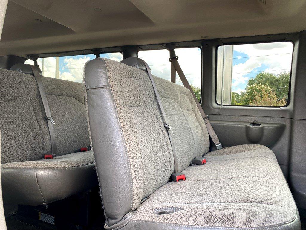 2019 GMC Savana Passenger Vehicle Photo in SAVANNAH, GA 31406-4513