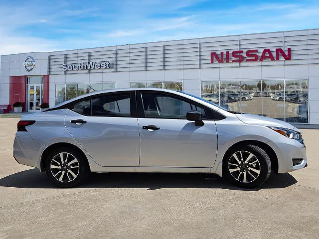 2024 Nissan Versa Vehicle Photo in Weatherford, TX 76087