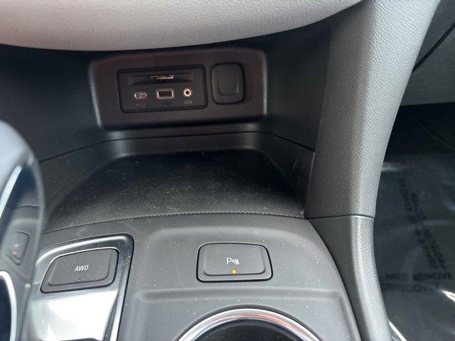 2024 Chevrolet Equinox Vehicle Photo in SAUK CITY, WI 53583-1301